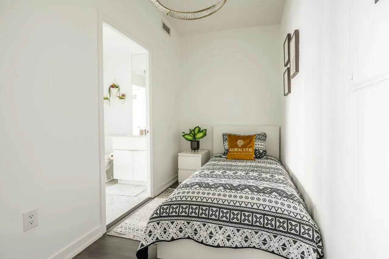 Globalstay Elegant Downtown Apartments Toronto 0*,